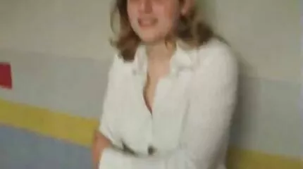 Smuk privat dansk porno pige ga masturba
