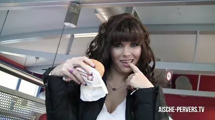 Sort dansk porno tube elsker kom og kneppet i røvet af en appetitlig kvinde