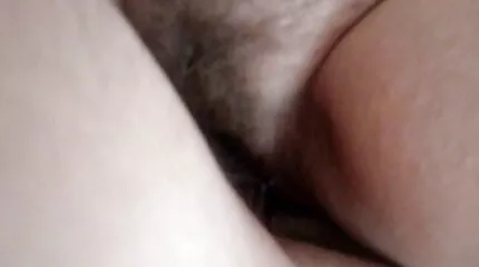 Vedvarende penis lusty mand fucking nøgen i dansk porno video badeværelse