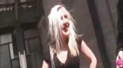 Pige i dansk sex cam kort nederdel fucked doggy stil i Fisse